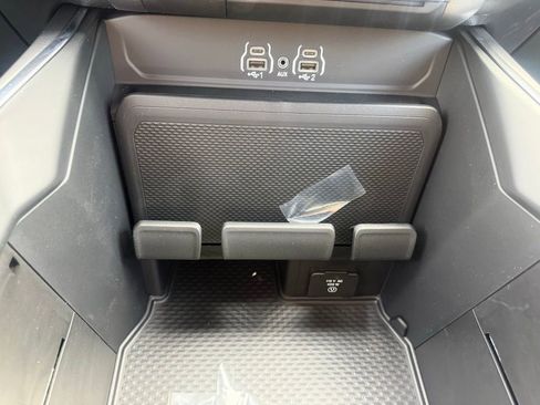 New 2026 RAM 1500 Big Horn w/ Night Edition image 27