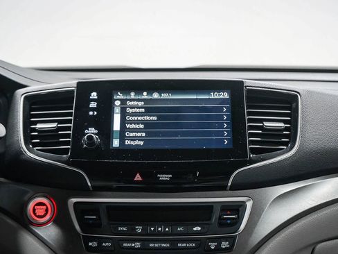 Used 2020 Honda Pilot EX image 14