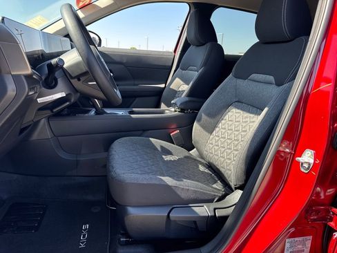 New 2026 Nissan Kicks SV image 17