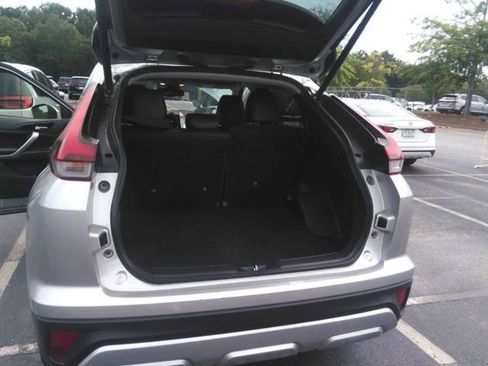 Used 2024 Mitsubishi Eclipse Cross SE AWD/4WD image 11