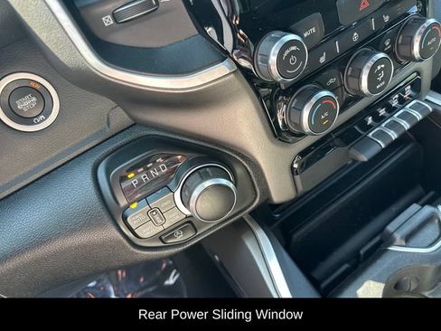 Used 2022 RAM 1500 Big Horn AWD/4WD image 16