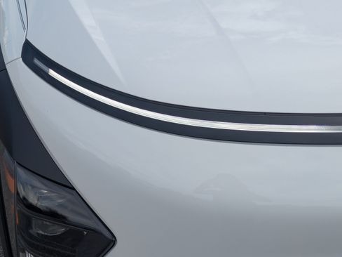 New 2026 Hyundai Kona Limited FWD image 13