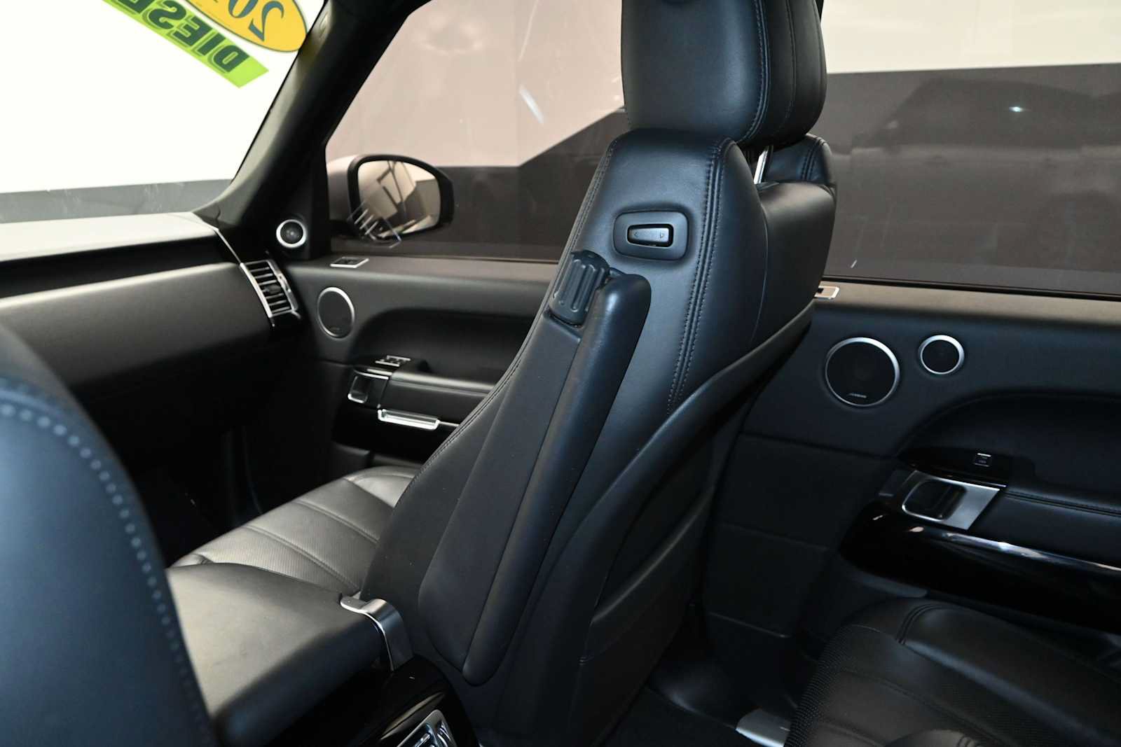 Used 2016 Land Rover Range Rover HSE AWD/4WD image 31