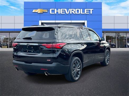 Certified 2023 Chevrolet Traverse RS image 5