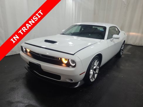 Used 2022 Dodge Challenger GT RWD image 1