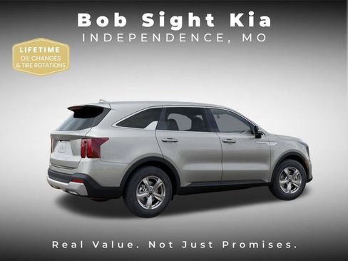New 2026 Kia Sorento LX FWD image 6