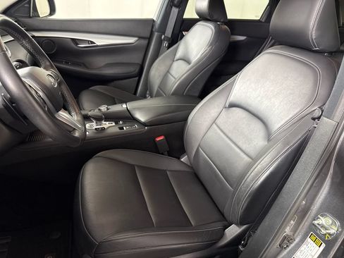 Used 2021 INFINITI QX50 Luxe FWD image 11