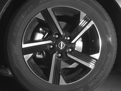 Used 2025 Nissan Sentra SV image 12