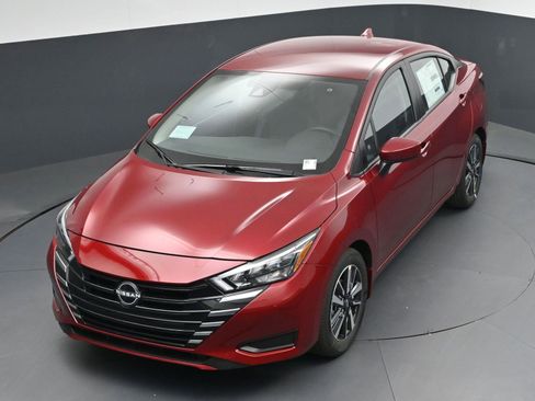 New 2025 Nissan Versa SV w/ Trunk Package FWD image 27