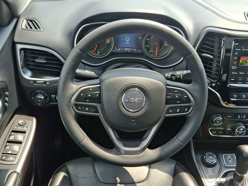 Used 2022 Jeep Cherokee Limited w/ Elite Package AWD/4WD image 13