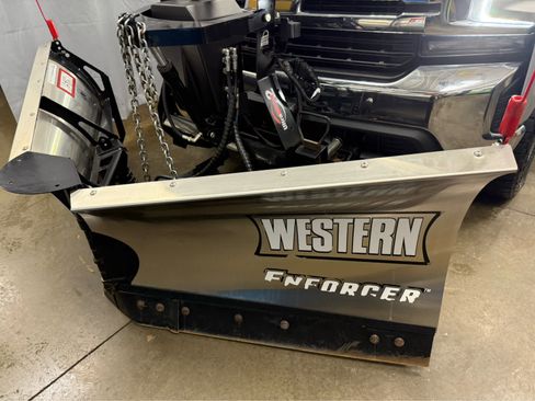 Used 2022 Chevrolet Silverado 1500 LT w/ Z71 Off-Road Package image 41