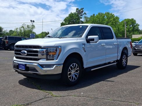 Used 2021 Ford F150 Lariat w/ Equipment Group 501A Mid AWD/4WD image 3