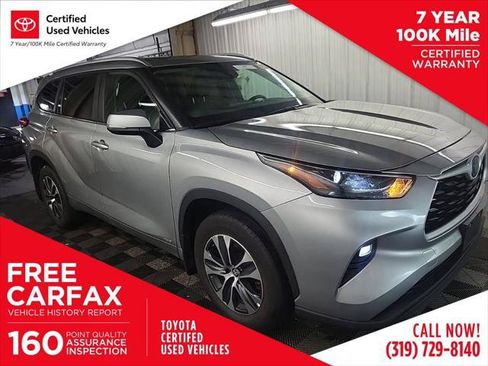 Certified 2024 Toyota Highlander XLE AWD/4WD image 1
