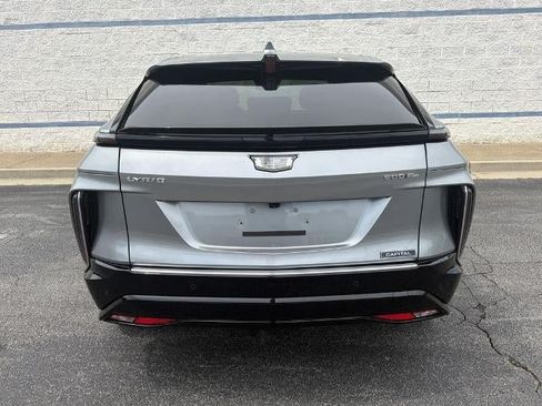 Used 2024 Cadillac Lyriq Tech w/ Driver Assist Package AWD/4WD image 6