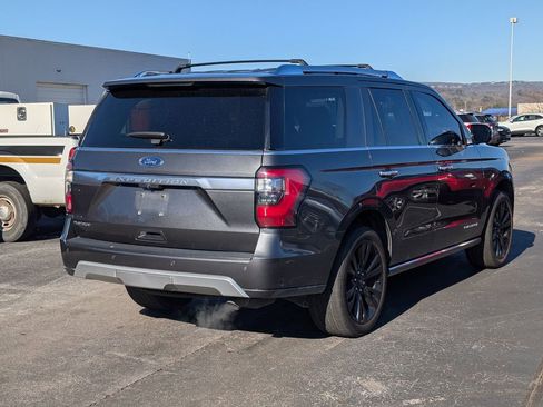 Used 2020 Ford Expedition Platinum image 3