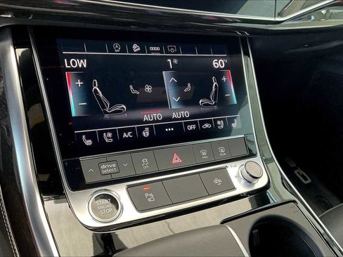 Used 2025 Audi Q8 Premium Plus image 27