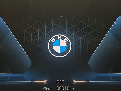 New 2026 BMW 330i xDrive Sedan w/ Convenience Package AWD/4WD image 16