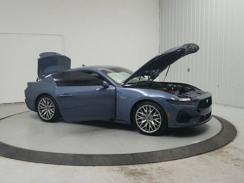 Used 2026 Ford Mustang GT Premium RWD image 10