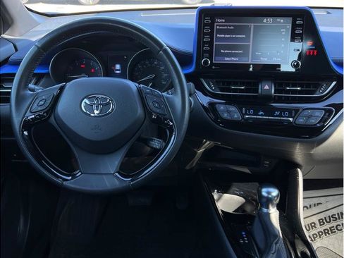 Used 2021 Toyota C-HR XLE FWD image 10