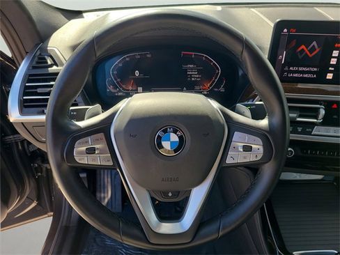 Used 2023 BMW X4 xDrive30i image 28