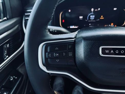 Used 2022 Jeep Wagoneer Series I image 31