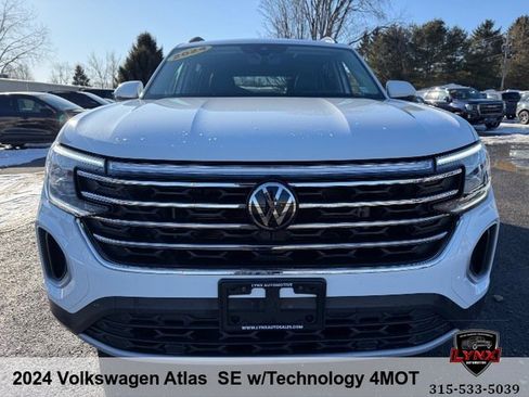 Used 2024 Volkswagen Atlas SE image 8