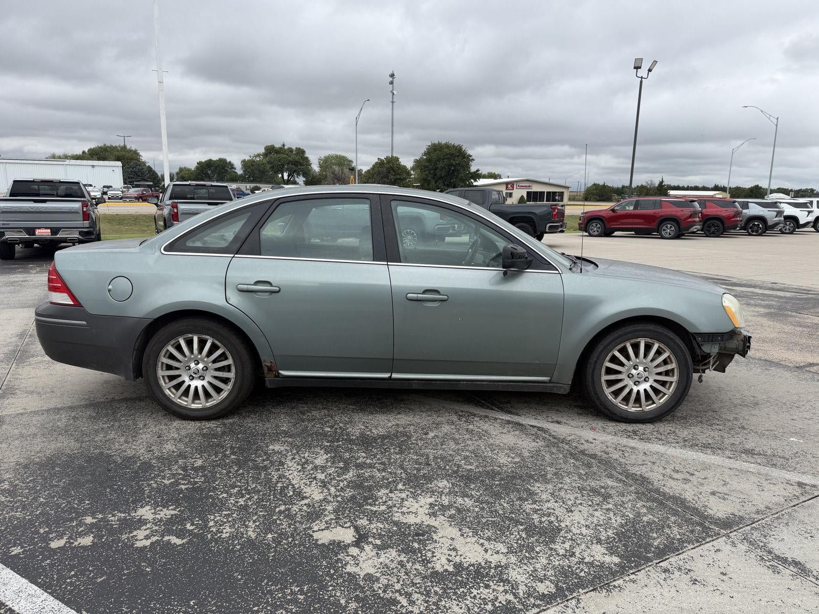 Used 2005 Mercury Sable LS FWD image 4