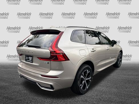 Used 2026 Volvo XC60 B5 Core AWD/4WD image 11