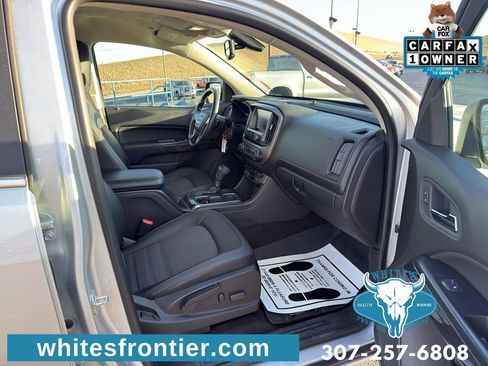 Used 2015 GMC Canyon SLE image 10