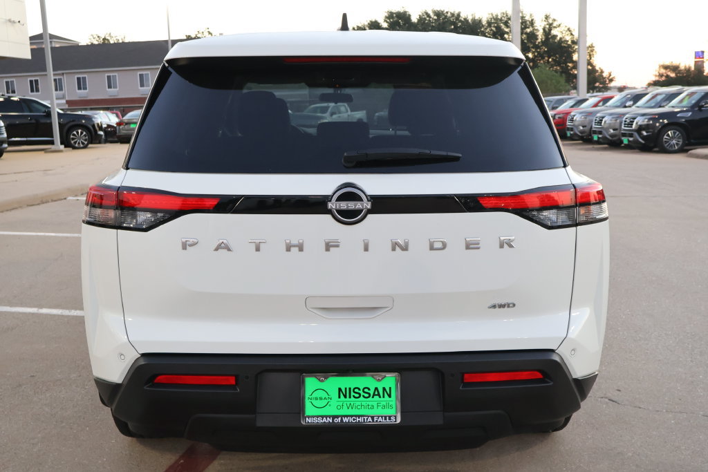 Certified 2024 Nissan Pathfinder S AWD/4WD image 7