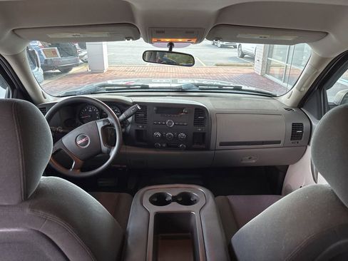 Used 2010 GMC Sierra 1500 W/T AWD/4WD image 12