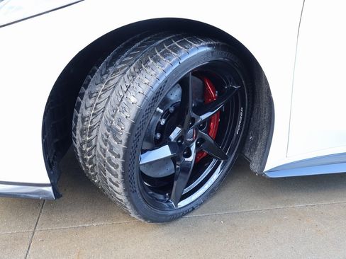 New 2026 Chevrolet Corvette E-Ray w/ Battery Protection Package image 35