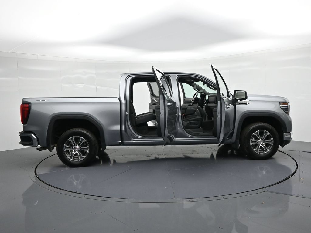 Used 2026 GMC Sierra 1500 SLT AWD/4WD image 26