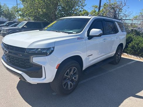 Used 2024 Chevrolet Tahoe Z71 w/ Luxury Package AWD/4WD image 1
