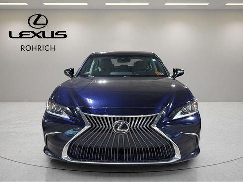 Used 2019 Lexus ES 350 w/ Premium Package FWD image 2