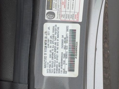 Certified 2024 Nissan Z Performance w/ Floor Mat Package image 29