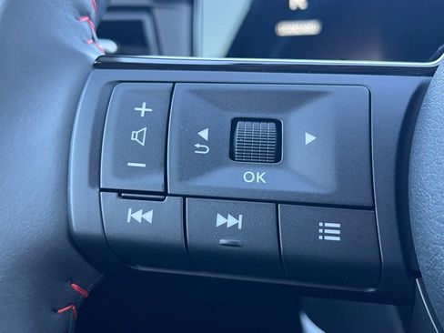 New 2026 Nissan Kicks SR w/ Cold Weather Package image 10