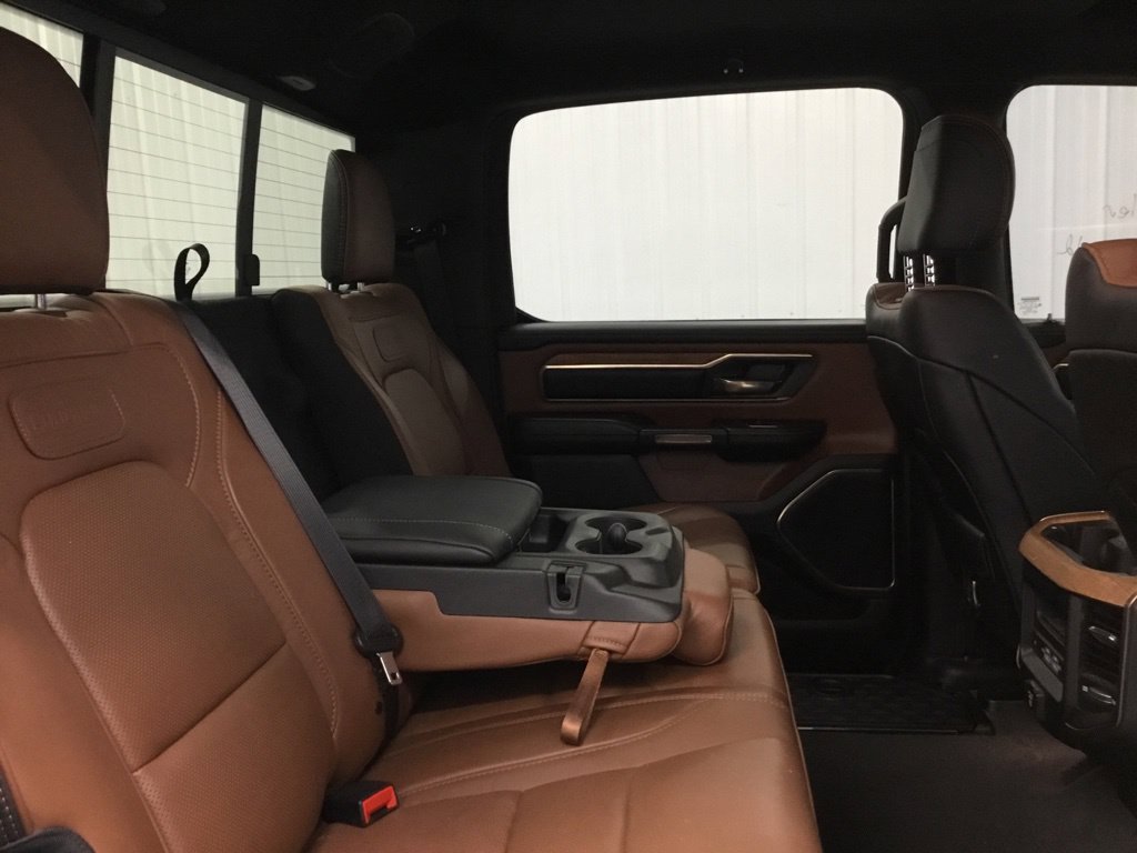 Used 2022 RAM 1500 Limited w/ Body Color Bumper Group AWD/4WD image 17