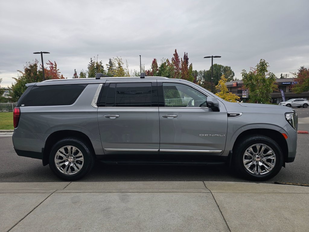 Used 2024 GMC Yukon XL Denali w/ Max Trailering Package AWD/4WD image 8