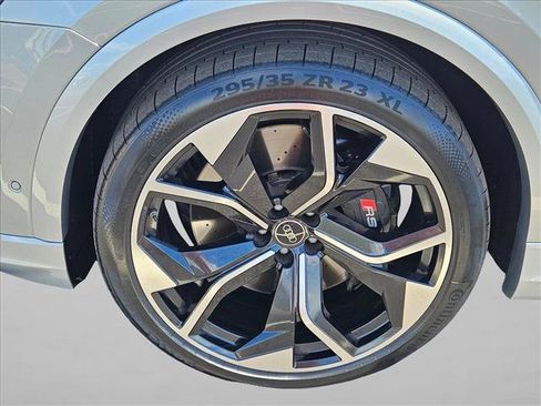Used 2023 Audi RS Q8 AWD/4WD image 23