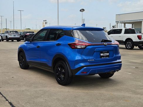 Used 2024 Nissan Kicks S FWD image 7