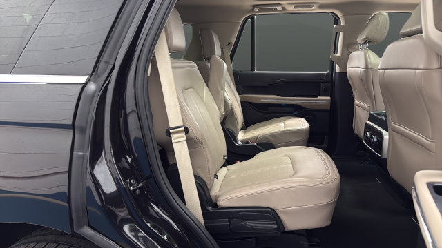 Used 2024 Ford Expedition Limited AWD/4WD image 25