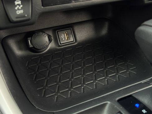 Used 2024 Toyota RAV4 XLE w/ Convenience Package image 35