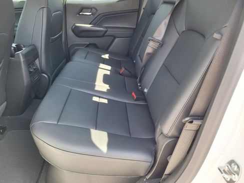 New 2026 GMC Canyon Elevation w/ Convenience Package RWD image 25