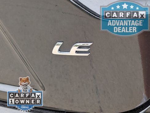 Used 2025 Toyota Corolla LE FWD image 31