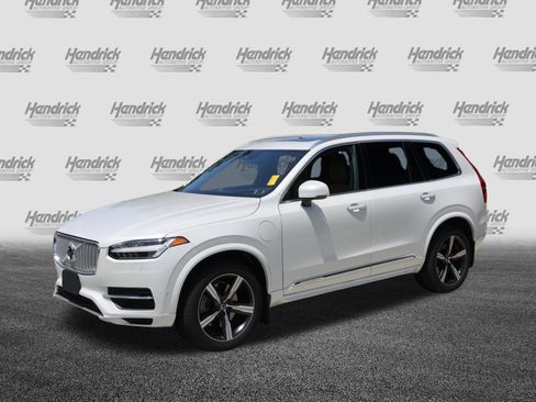 Used 2017 Volvo XC90 T8 Inscription w/ Luxury Package AWD/4WD image 5