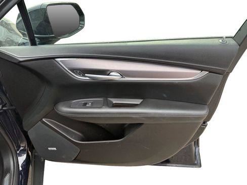 Used 2022 Cadillac XT5 Luxury AWD/4WD image 26