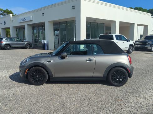 Used 2019 MINI Cooper Convertible FWD image 4
