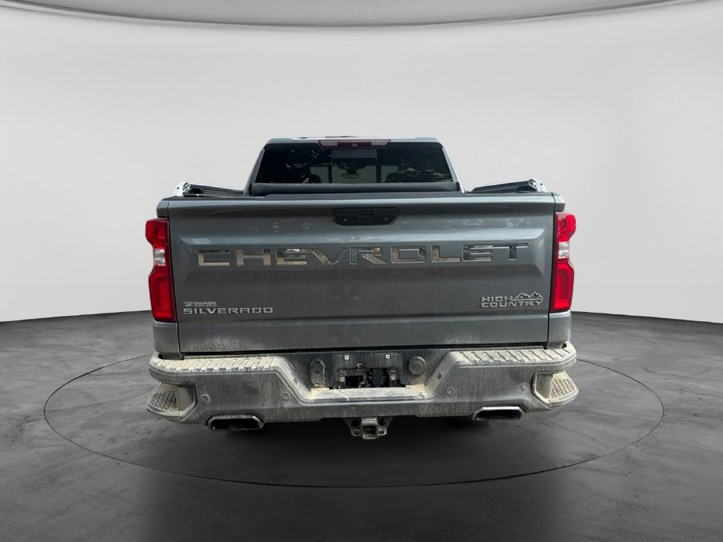 Used 2019 Chevrolet Silverado 1500 High Country w/ Technology Package AWD/4WD image 6