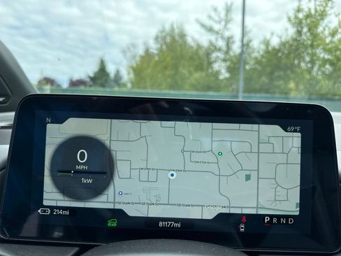 Used 2025 Honda Prologue Touring image 14